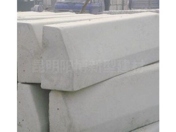 昆明混凝土路沿石表面處理方法有哪些？